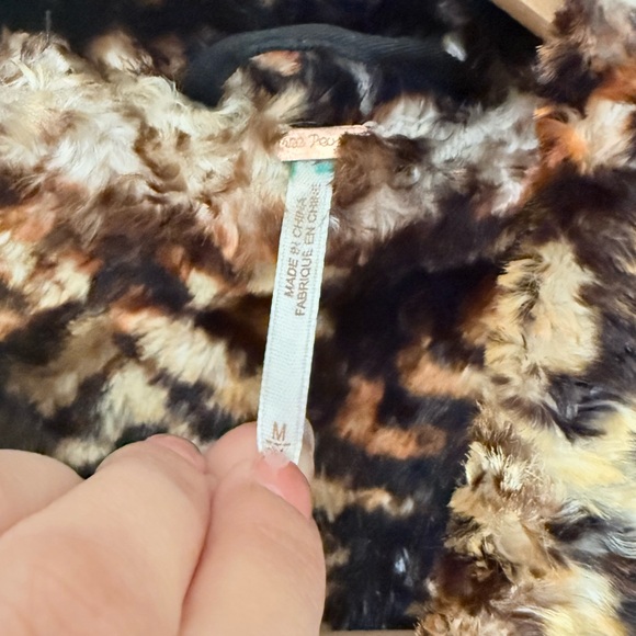 Free People Faux Fur Coat - Picture 4 of 6